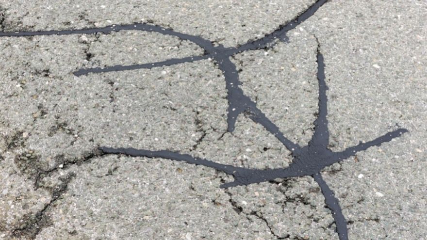 How You Can Work With Asphalt Crack Filler